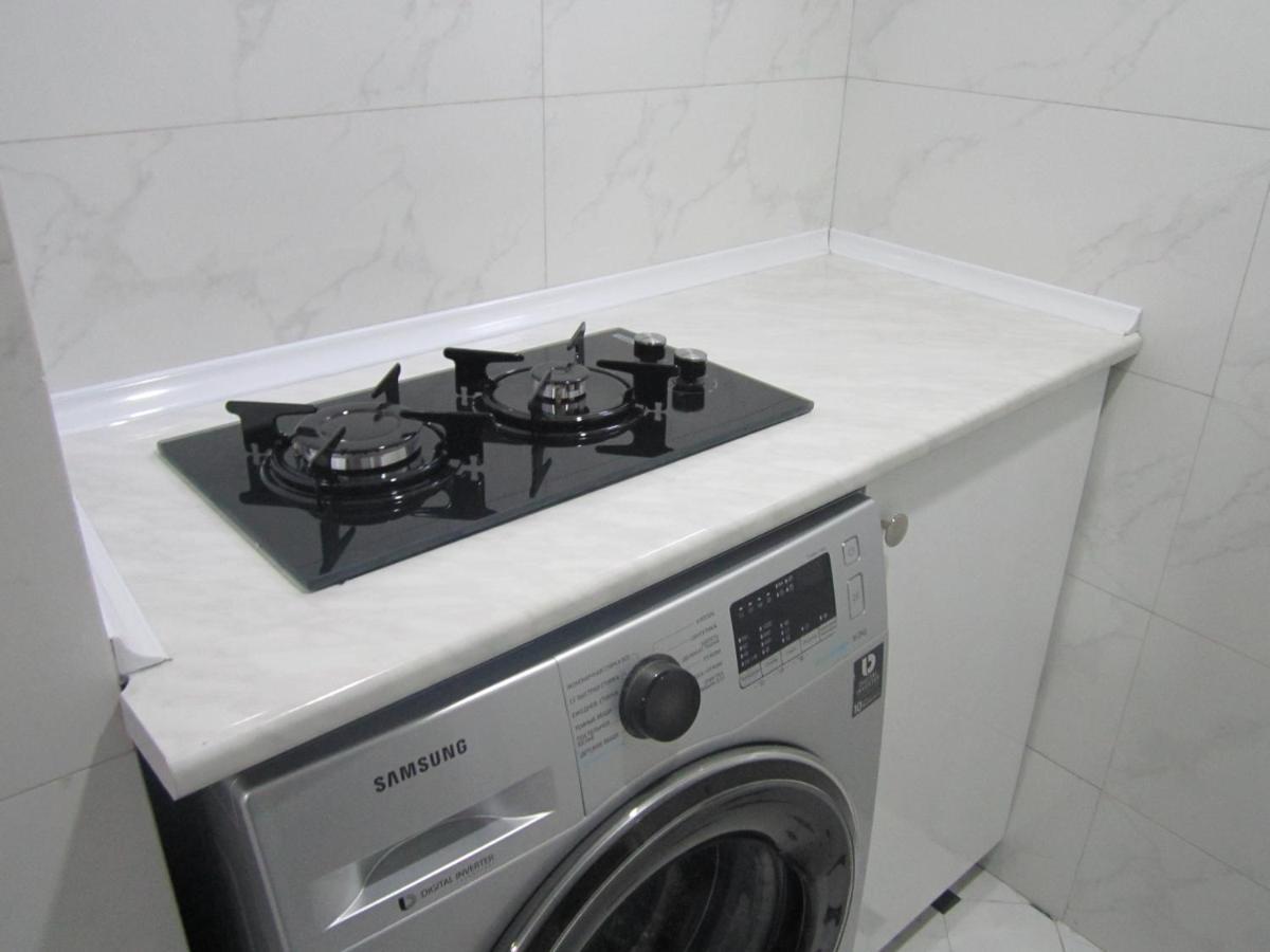 Apartment 19 Kutaisi Luaran gambar